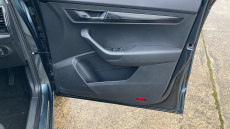 Skoda Karoq 1.5 TSI SE L 5dr DSG Petrol Estate